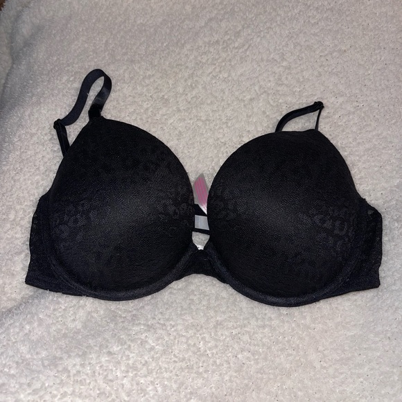 PINK Victoria secret push-up bra - Picture 1 of 4